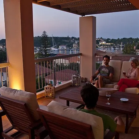 Fiscardo Bay 3* פיסקרדו