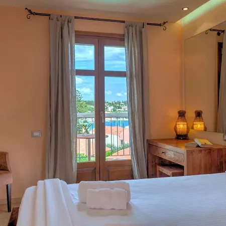 Fiscardo Bay Hotel 3*